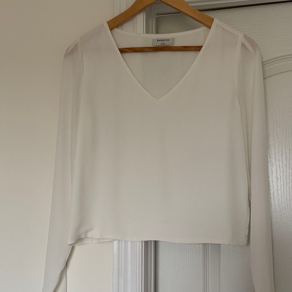 Babaton Cream V-Neck Long Sleeve Blouse